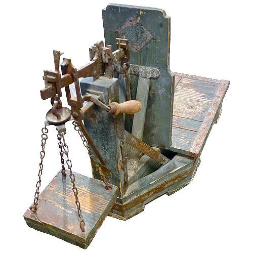 Antique French Provincial Scale For Sale - Image 4 of 7