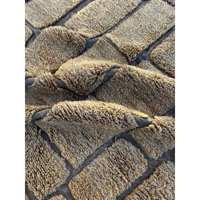 Moroccan Berber Rug, 1990 For Sale - Image 6 of 12