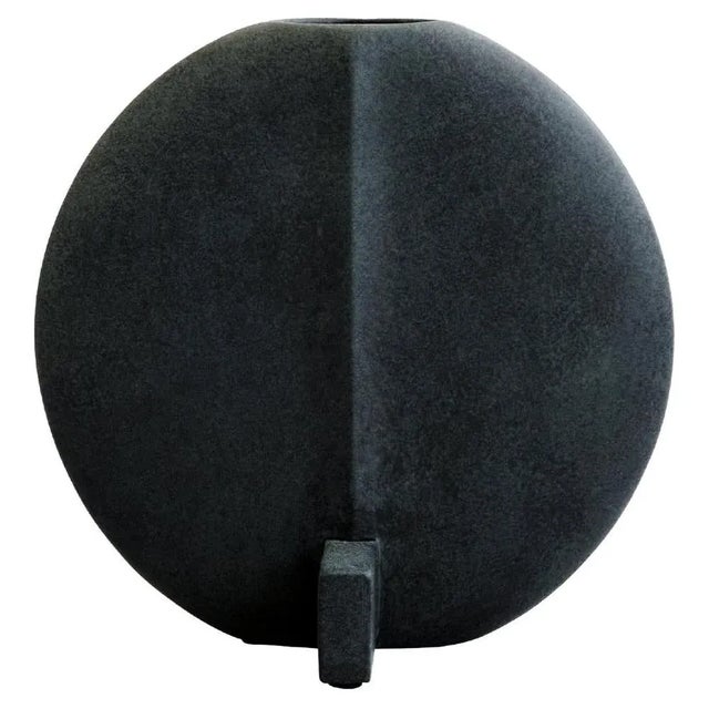 Not Yet Made - Made To Order Black Guggenheim Petit Vases by 101 Copenhagen, Set of 2 For Sale - Image 5 of 5