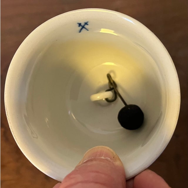 Green Antique 19th Century Meissen Porcelain Table Bell With Applied Flowers and Hand Painted Insects For Sale - Image 8 of 10