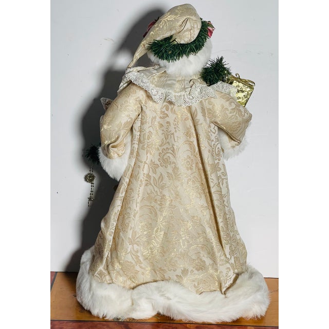 White Vintage White Santa Claus Christmas Holiday Tree Topper For Sale - Image 8 of 10