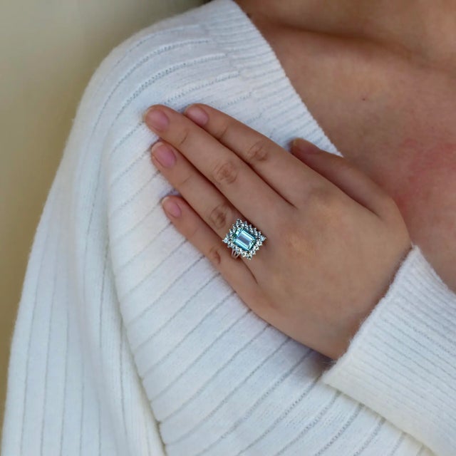 Sky Blue Nina Zhou Margeret Aquamarine Cocktail Ring in 14k Solid Gold Ring, size 7.5 For Sale - Image 8 of 10
