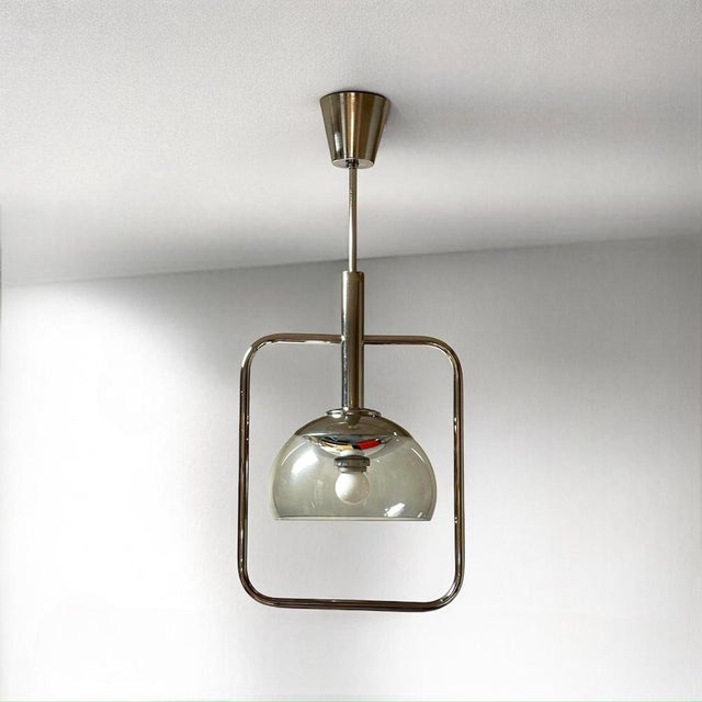 Industrial Large Italian Pendant Lamp in Chrome Metal and Acrylic Glass, 1970s For Sale - Image 3 of 11