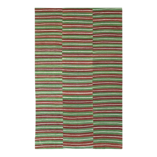 Galerie Shabab Collection Mid-20th Century Handmade Turkish Flat-Weave Kilim Room Size Accent Rug For Sale