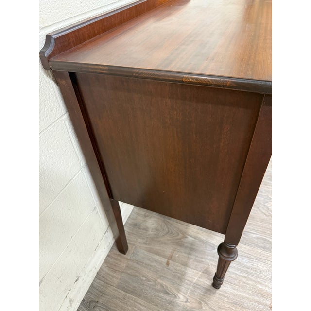 Wood Antique Edwardian Sheraton Revival or Federal Flame Mahogany Sideboard For Sale - Image 7 of 18
