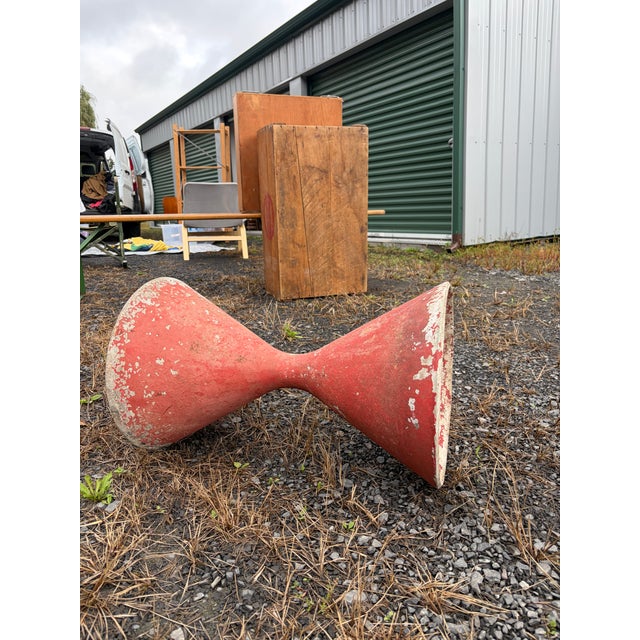 Willy Guhl 1960s Diabolo Hourglass Planter For Sale In New York - Image 6 of 11