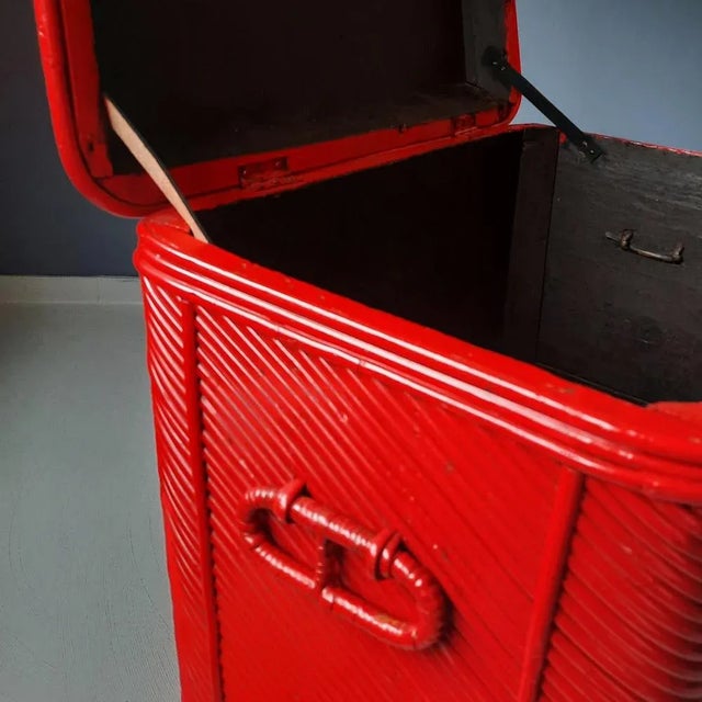 Wood Asian Pencil Reed Rattan Chest, 1930s For Sale - Image 7 of 10