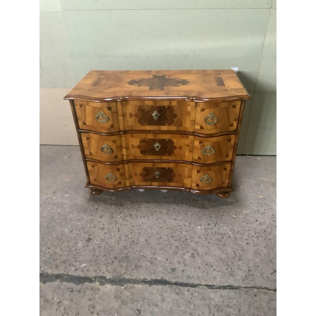 Baroque Baroque Inlaid Light Walnut Chest of Drawers, 1760s For Sale - Image 3 of 18