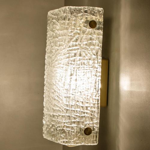 Waved Glass & Gold Wall Lights from Kalmar, 1970s, Set of 2 For Sale - Image 11 of 16