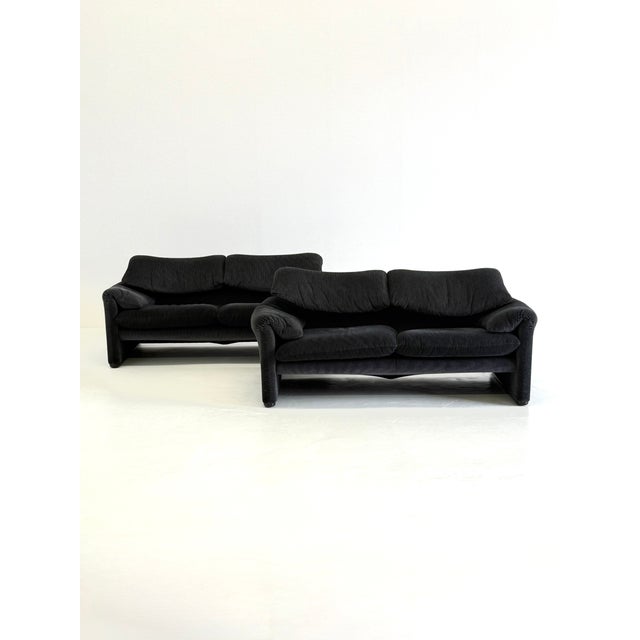 Maralunga 2-Seater Black-Grey Sofa by Vico Magistretti for Cassina, 1970s For Sale - Image 9 of 14