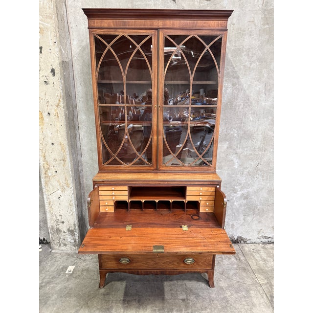 Traditional George III Mahogany Secretary Bookcase c.1800 93" For Sale - Image 3 of 17