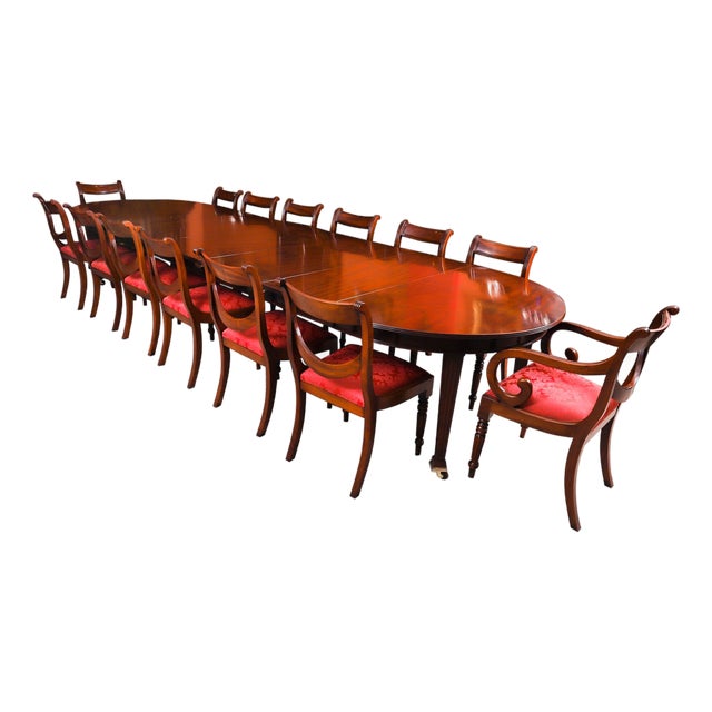 Antique Flame Mahogany Extending Dining Table and Chairs, 19th Century, Set of 15 For Sale