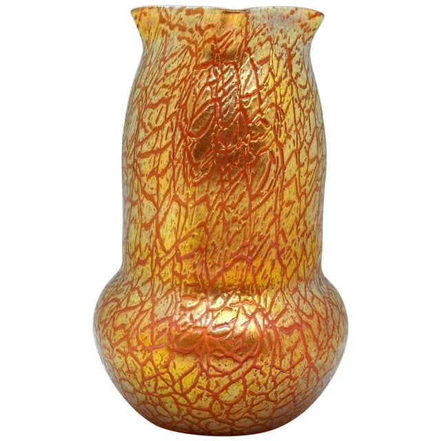Art Nouveau Vase Phenomenon Pink Mimosa with Silvery-Yellow Craquelé from Loetz, 1890s For Sale - Image 9 of 9