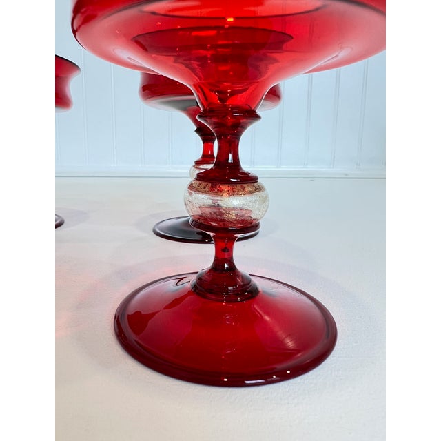 Red 1950s Salviati Venetian Murano Attributed Champagne Coupes Hand Blown Cranberry Red Glass With Gold Flecks- Set of 6 For Sale - Image 8 of 9