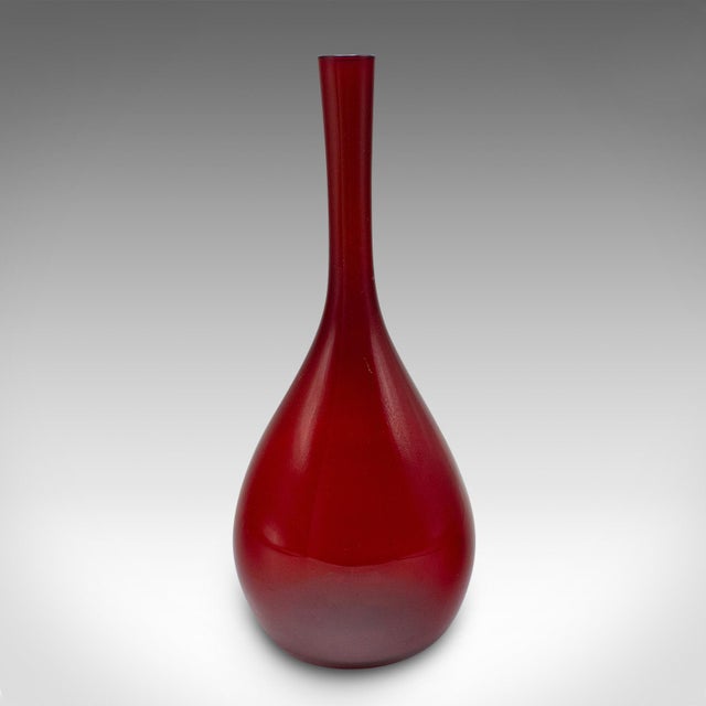 Mid-Century Modern 1960's Vintage Narrow Stem Vase For Sale - Image 3 of 10