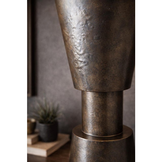 Metal Late 20th Century Large Architectural Brutalist Table Lamp in Aged Bronze Finish – 36″ Sculptural Statement Lamp For Sale - Image 7 of 11
