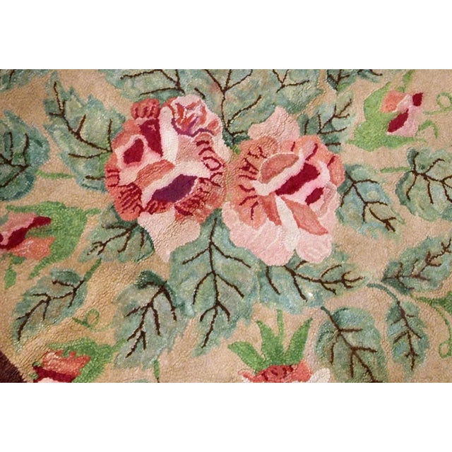 1900s Handmade Antique American Hooked Rug For Sale - Image 4 of 6