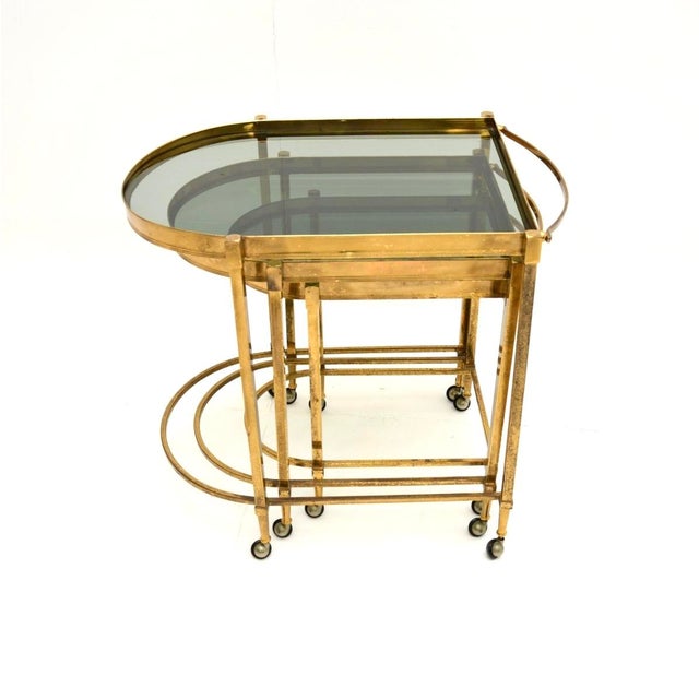 Vintage Italian Nesting Tables in Brass, 1970s, Set of 3 For Sale - Image 4 of 13