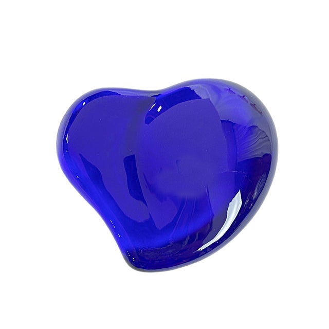 Tiffany and Co. Vintage Tiffany & Co. Blue Glass Puffed Heart Paperweight For Sale - Image 4 of 8