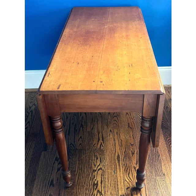 Early 19th c. New England Cherry Drop Leaf Dining Table / Farmhouse Table For Sale - Image 4 of 4