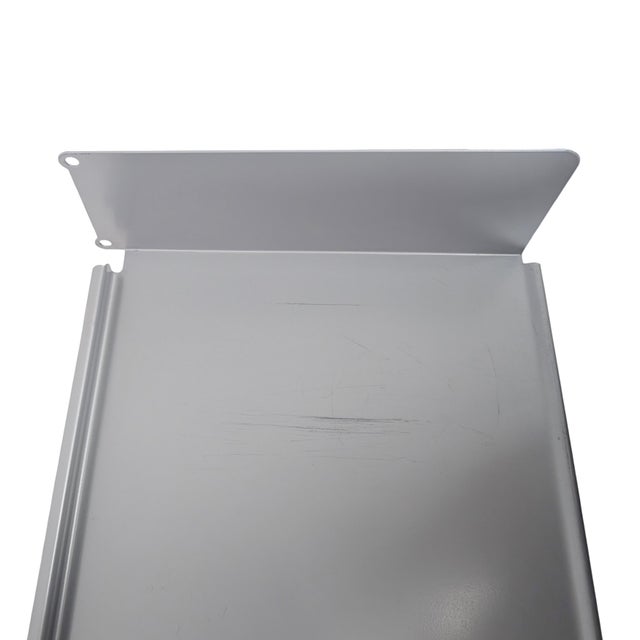 606 Wall Shelf in Aluminum by Dieter Rams for Vitsoe For Sale - Image 6 of 7