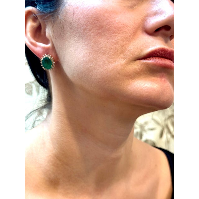 7 Ct Oval Shape Emerald & 1.5 Ct Diamond Post Back Earrings 14 Karat Yellow Gold For Sale - Image 13 of 18