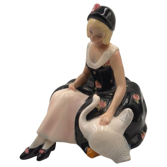 Antique White Mid-Century Italian Ars Pulchra Torino Large Pottery Figure - Seated Girl With Large Hat For Sale - Image 8 of 11