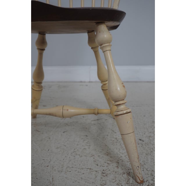 Pair of Vintage 2 Tone Bow Back Windsor Chairs For Sale - Image 11 of 18