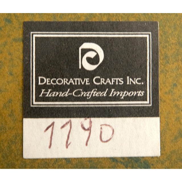 Wood Italy Decorative Carved Painted 28" Round Glass Top Gueridon Lamp Center Table For Sale - Image 7 of 16