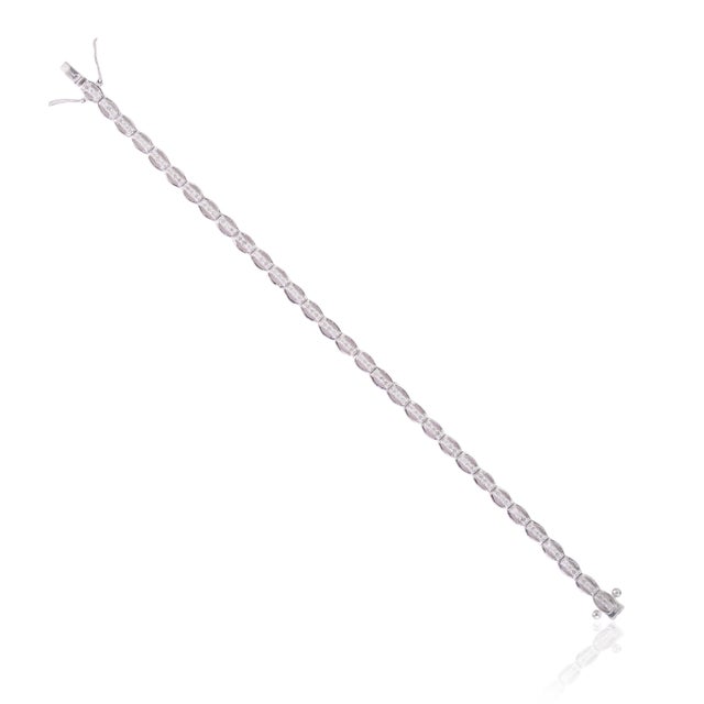 Metal Luxury Open Work Round Cut Diamond Tennis Bracelet for Women - New Year Gift For Sale - Image 7 of 13