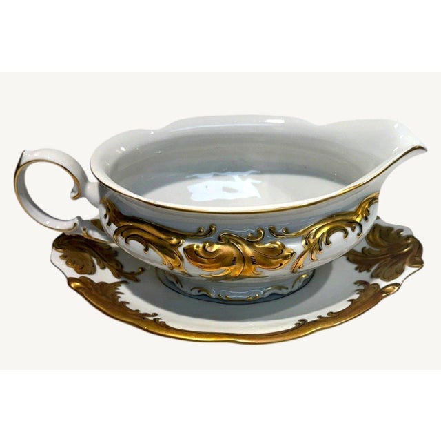 Vintage Walbrzych Wlb3 Gold Scroll Porcelain Gravy Boat W/Underplate Poland For Sale - Image 4 of 8