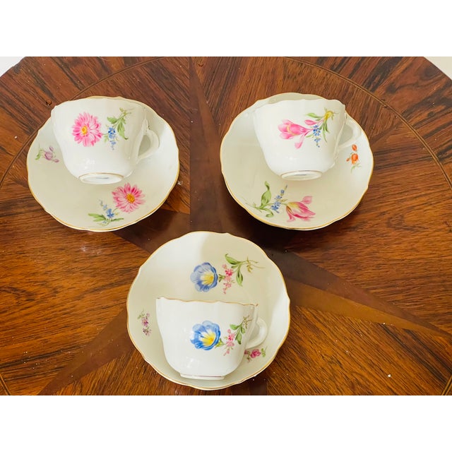 Meissen Porcelain 1950s 3 Meissen Porcelain Demitasse Cups With Saucers Flowerrs For Sale - Image 4 of 6