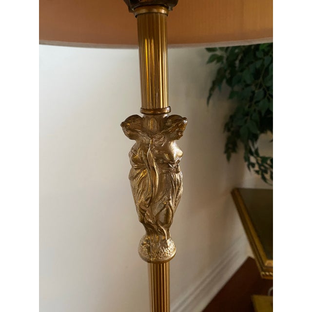 Hollywood Regency Vintage Stiffel Neoclassical Brass Floor Lamp With Classical Caryatid Lady Figures For Sale - Image 3 of 12