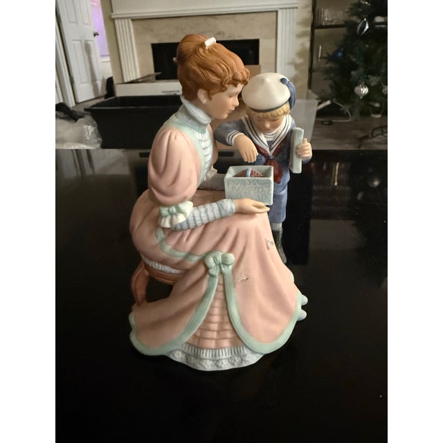 Lenox Lenox the Present Mother and Child Sculpture Figurine Collection 1989 For Sale - Image 4 of 9
