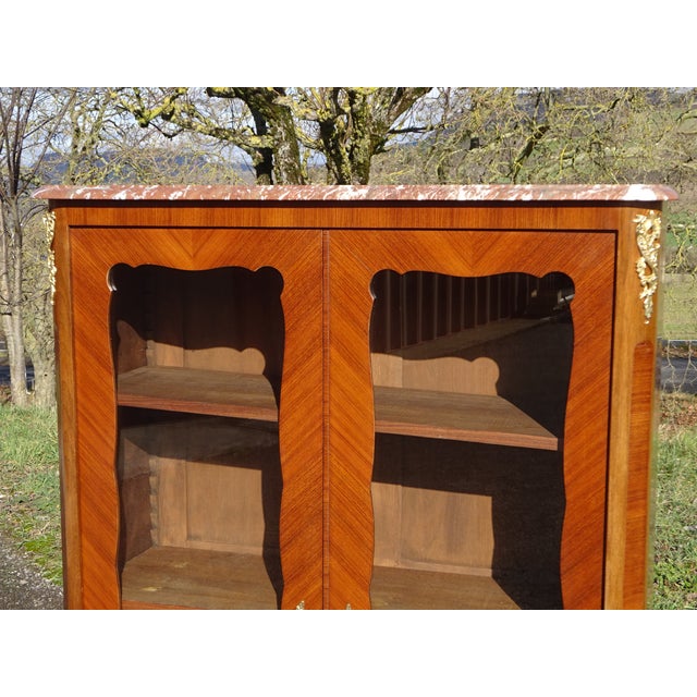 Small Louis XV Marquetry Display Case, 1950s For Sale - Image 4 of 18