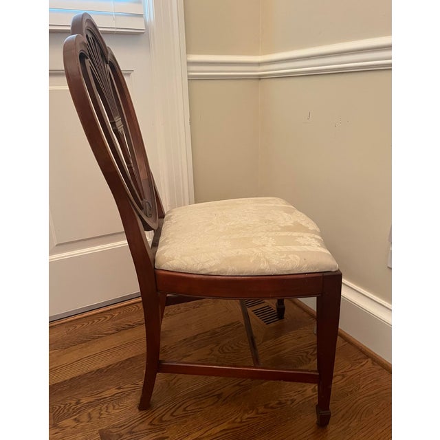 Chairs Dinning Drexel Hepplewhite Heart Back Shield Back Vintage For Sale - Image 12 of 12
