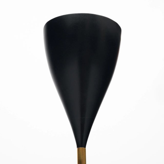 1970s Italian Mid-Century Floor Lamp in the Manner of Stilnovo For Sale - Image 5 of 9