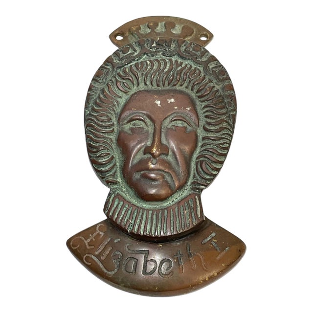 Small Tudor Queen of England Elizabeth 1st Ruff Collar Brass Door Knocker Circa Early 20th Century For Sale