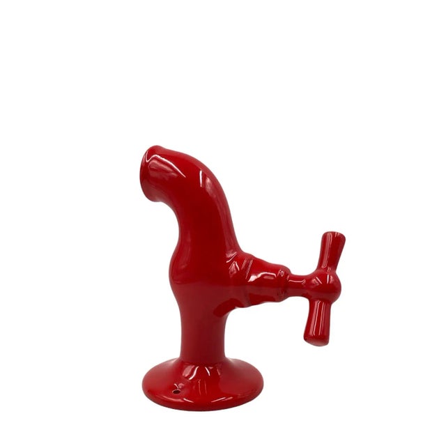 Space age red tap shaped ceramic JC Peiré, France ca. 1970 H 23 cm x 19 cm Conditions: excellent, no defects