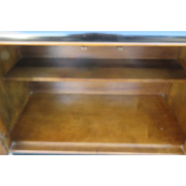 Chinoiserie Chin Hua Hollywood Regency Serving Table Buffet Lacquered 6187 For Sale - Image 9 of 16