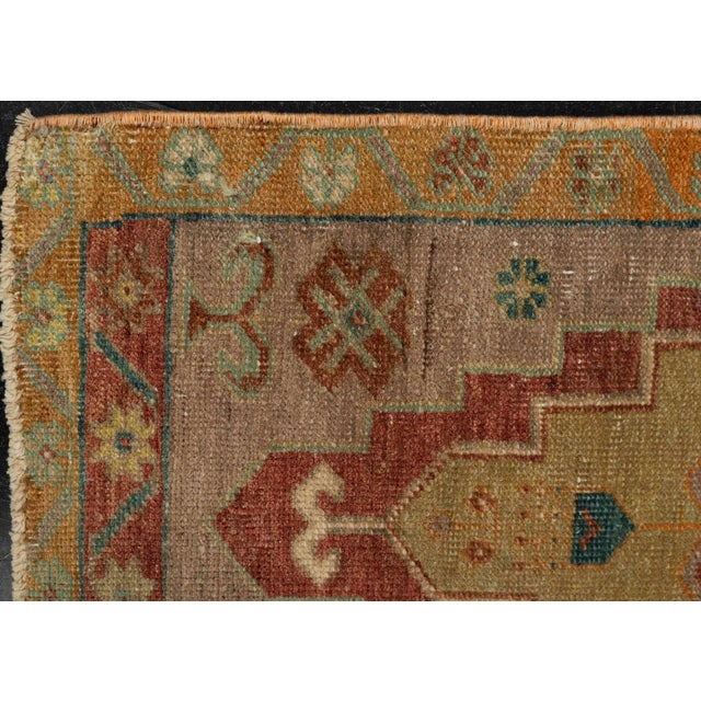 Early 21st Century Turkish Mini Rug Oriental Hand Knotted Vintage Rug 1'7" x 3'3" #21229 For Sale - Image 5 of 8
