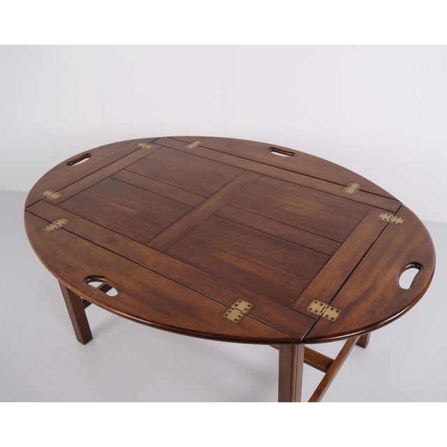 Large Butler Coffee Table in Polished Mahogany with Brass Fittings, 1940 For Sale - Image 3 of 12