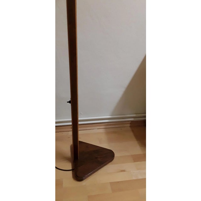 Adjustable German Art Deco Floor Lamp in Walnut, Brass & Glass, 1930s For Sale - Image 4 of 10