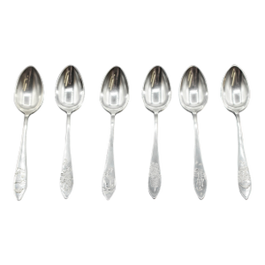 Mid-20th Century Japanese Set of Six Sterling Silver Demitasse Spoons