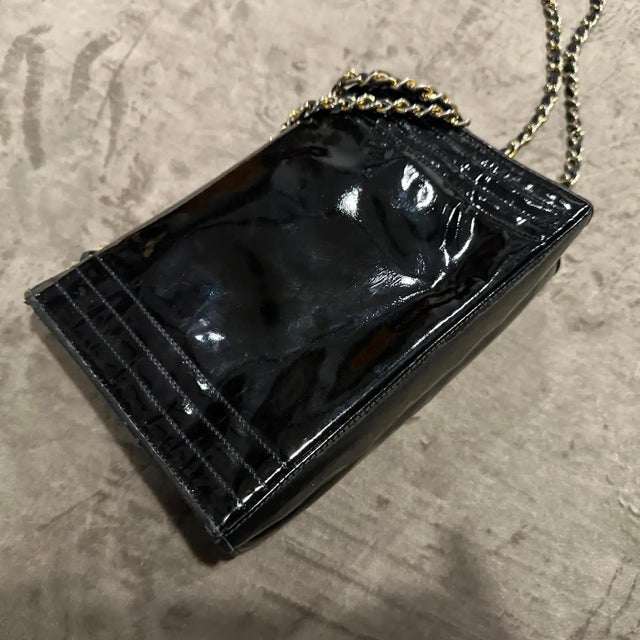 A 21st Century Chanel Black Glossy Patent Leather Crossbody Bag For Sale - Image 10 of 12