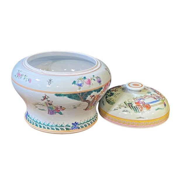 Chinoiserie Vintage Chinoiserie Porcelain Famille Rose Tea Caddy Jar 9.5" H For Sale - Image 3 of 12