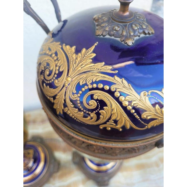 Covered Porcelain Vases in the style of Sèvres, Set of 2 For Sale - Image 5 of 18