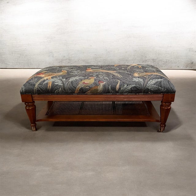 English Vintage Colonial Revival Bench With Braemore “Pheasant Hunt” Upholstery, C. 1947–1953 For Sale - Image 3 of 10