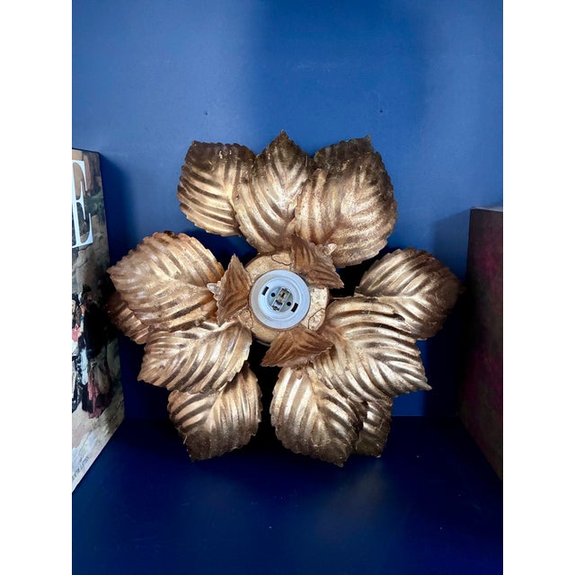 1970s Wall Sconce with Petals in Gilded Sheet Metal, 1970 For Sale - Image 5 of 5