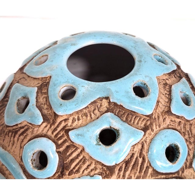 Turquoise Mid-Century Modern Italian Sgraffito Turquoise Ceramic Tulipiere Vase by Saca For Sale - Image 8 of 10